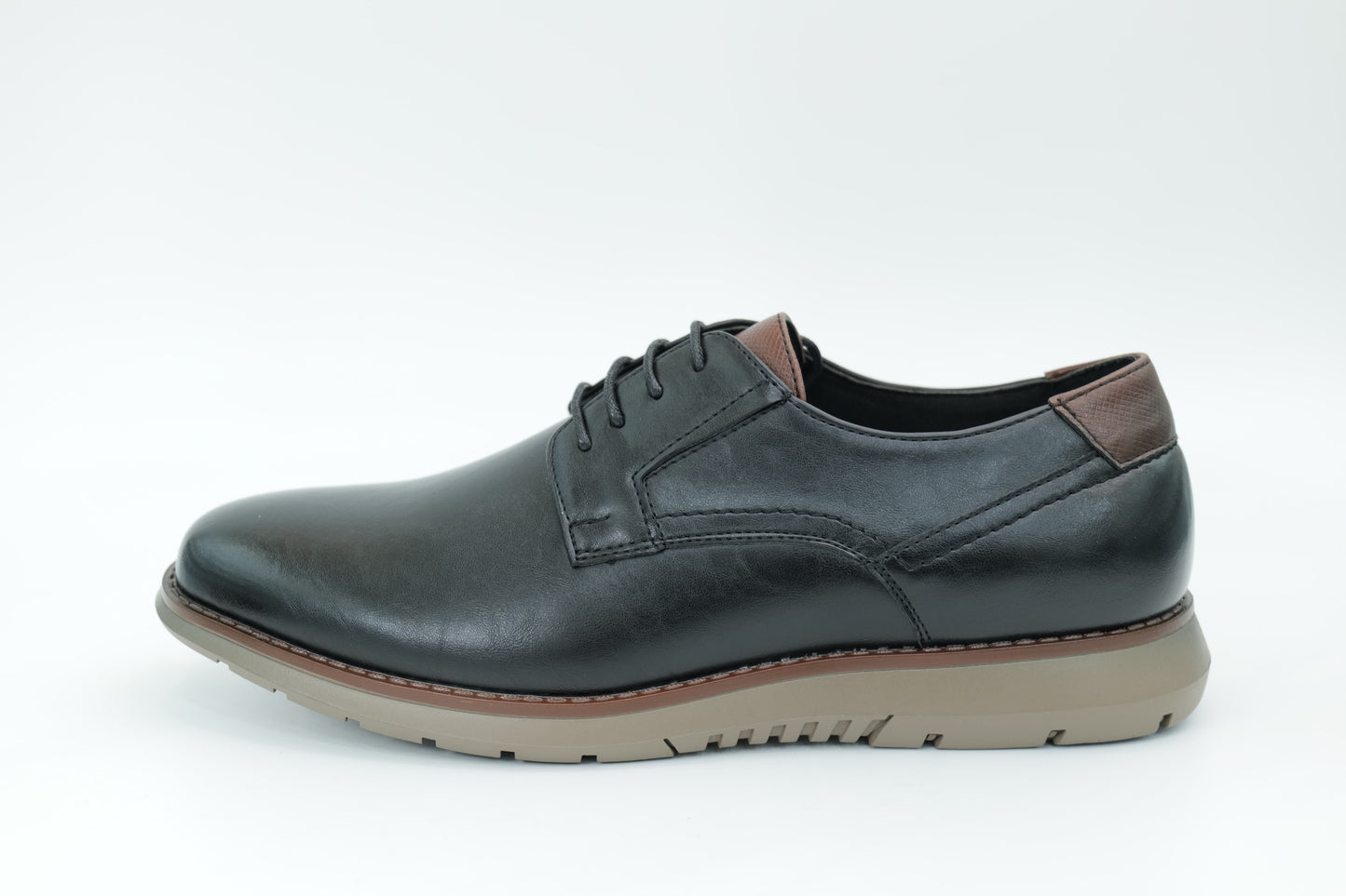 Casual shoes