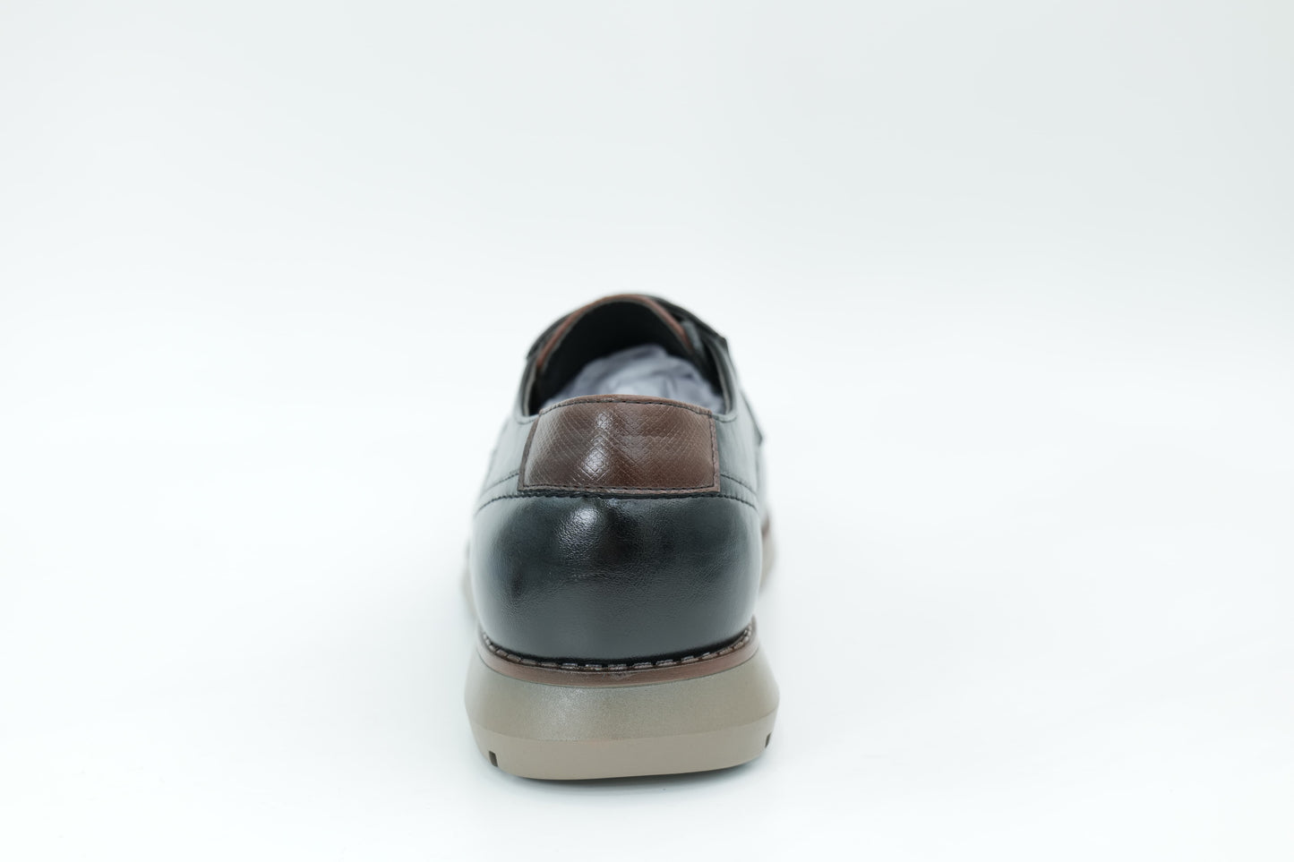 Casual shoes