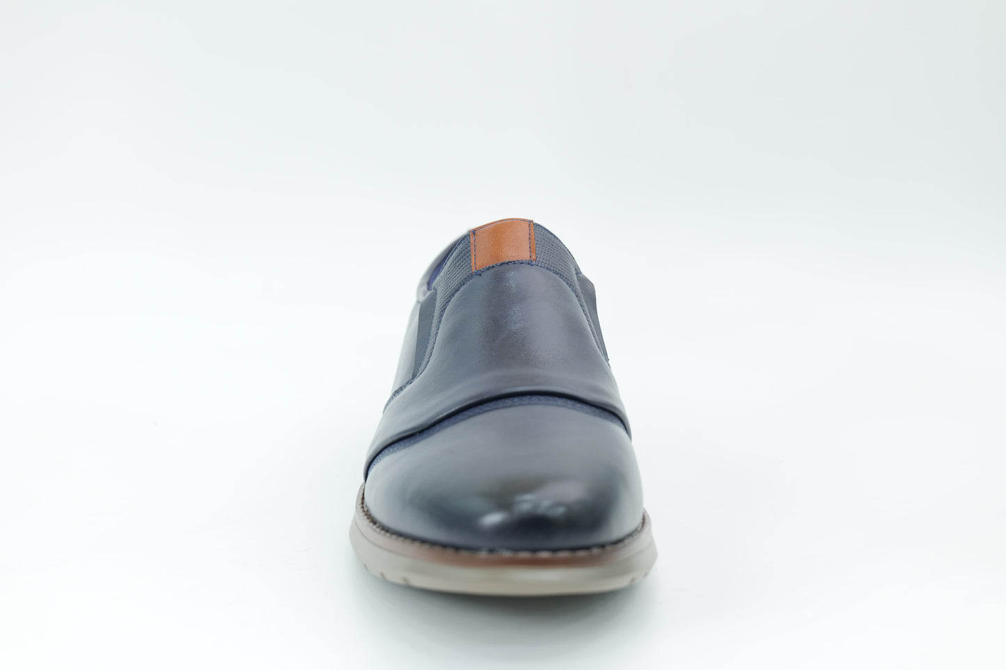 Casual shoes