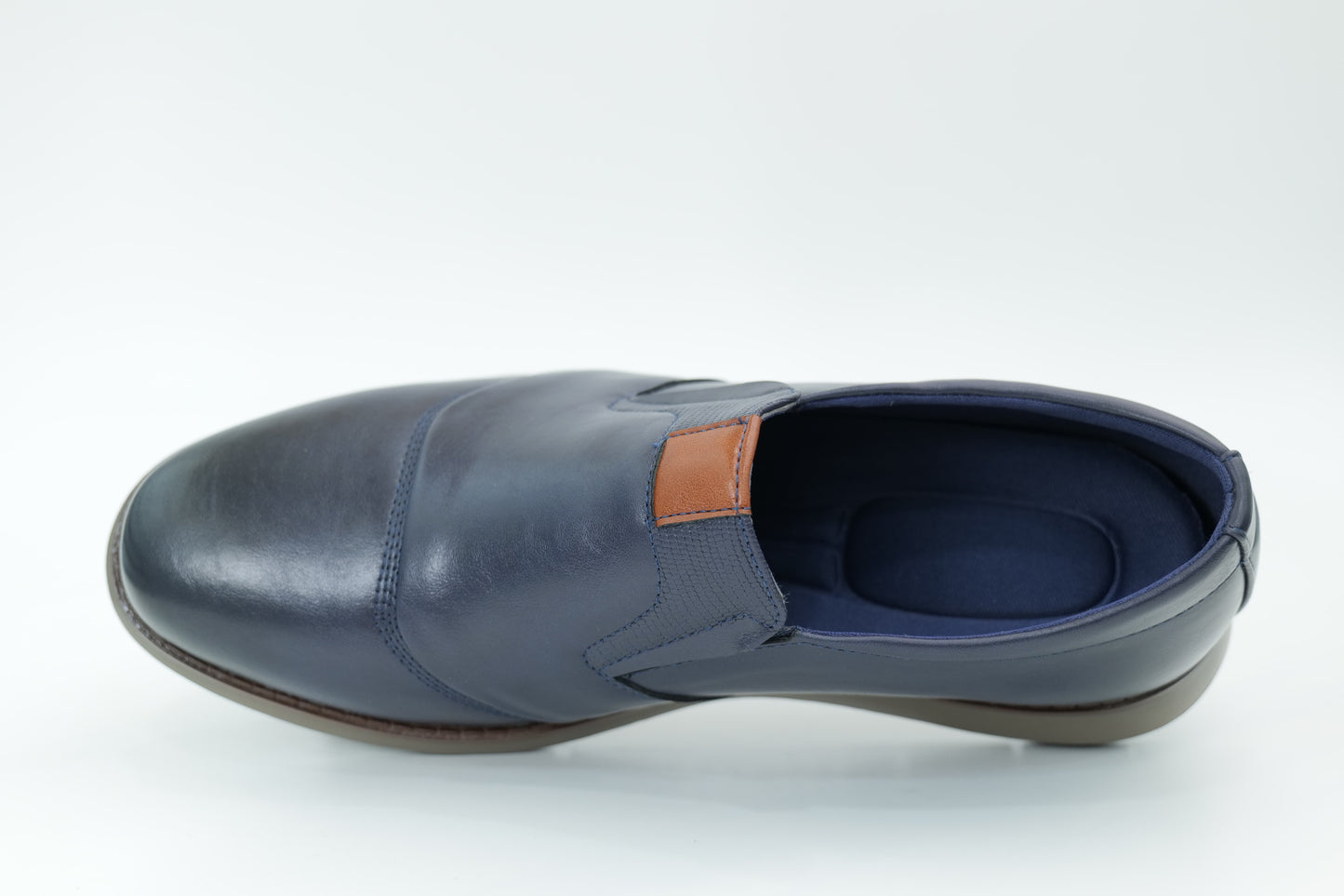 Casual shoes