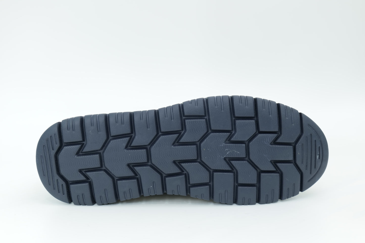 Casual shoes