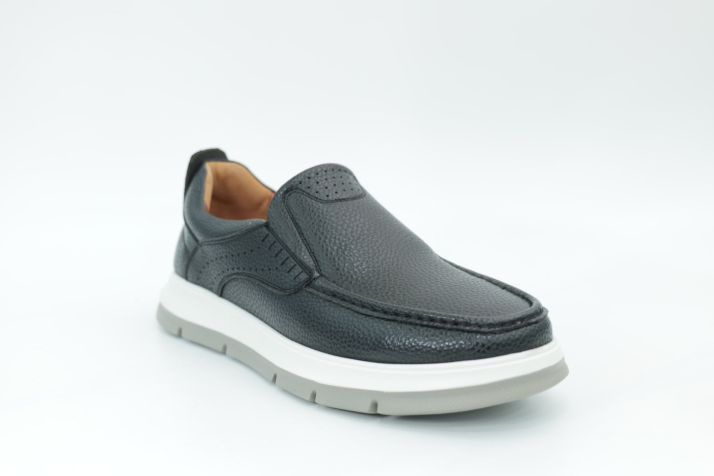 Casual shoes