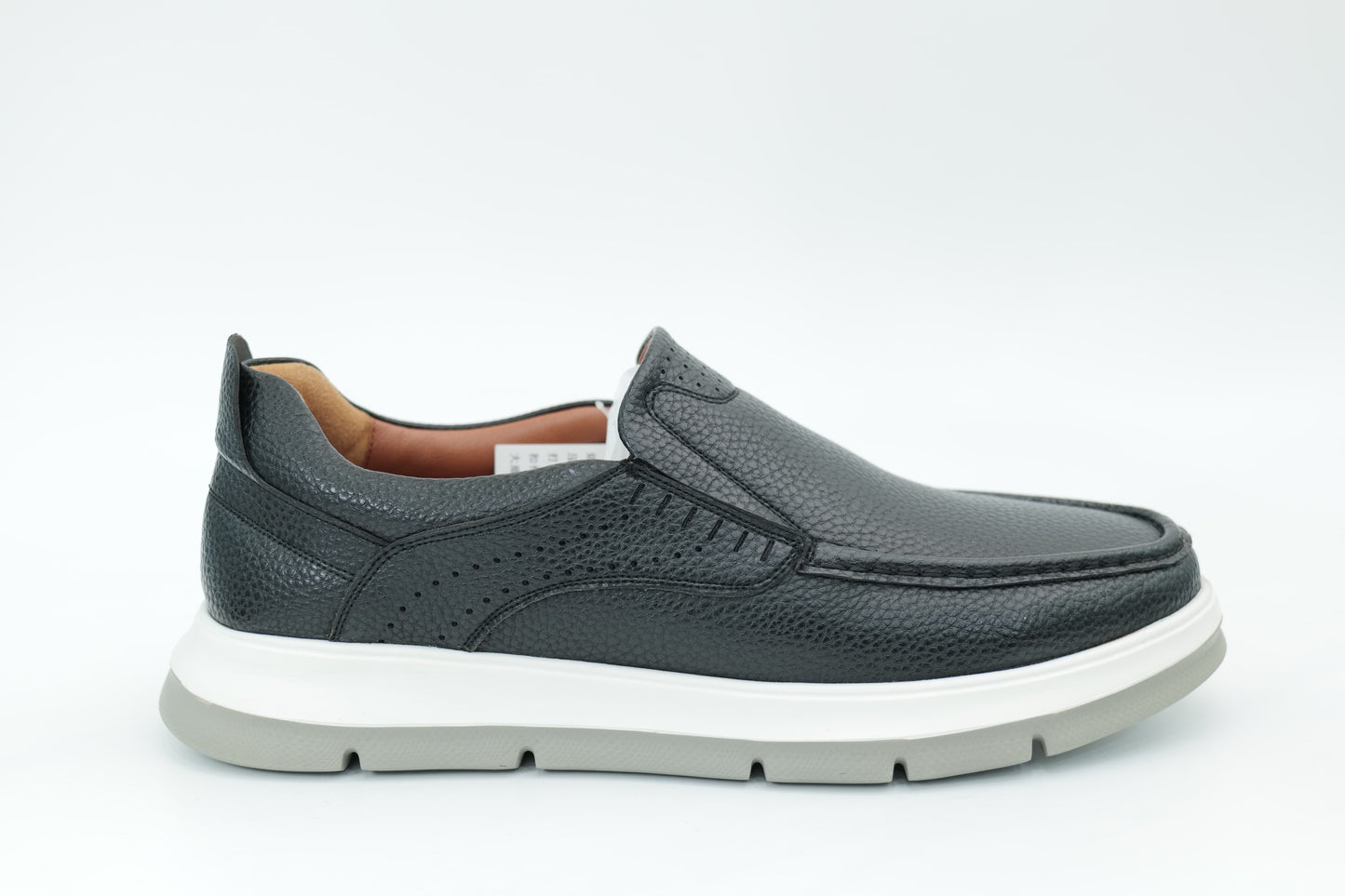 Casual shoes