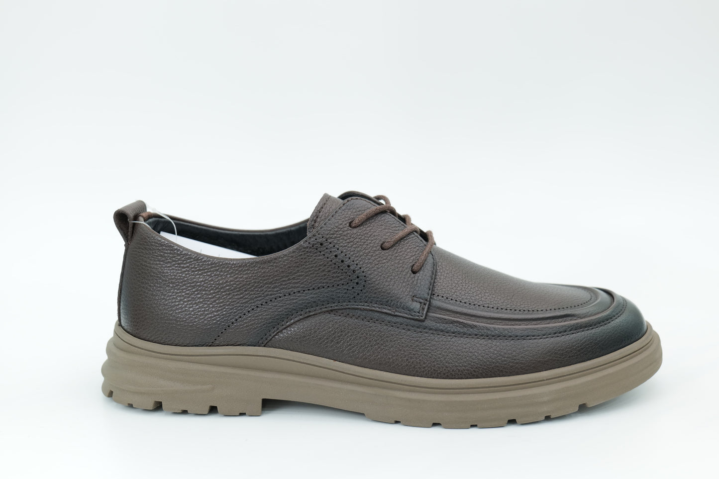 Casual shoes