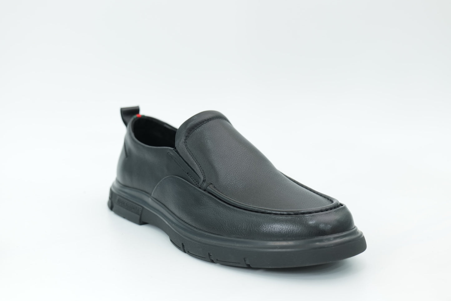 Casual shoes
