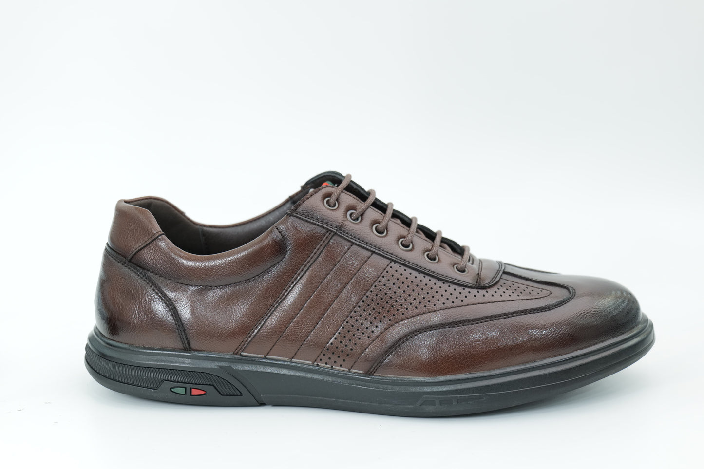 Casual shoes