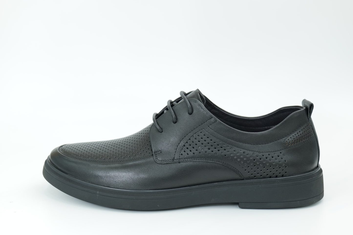 Casual shoes