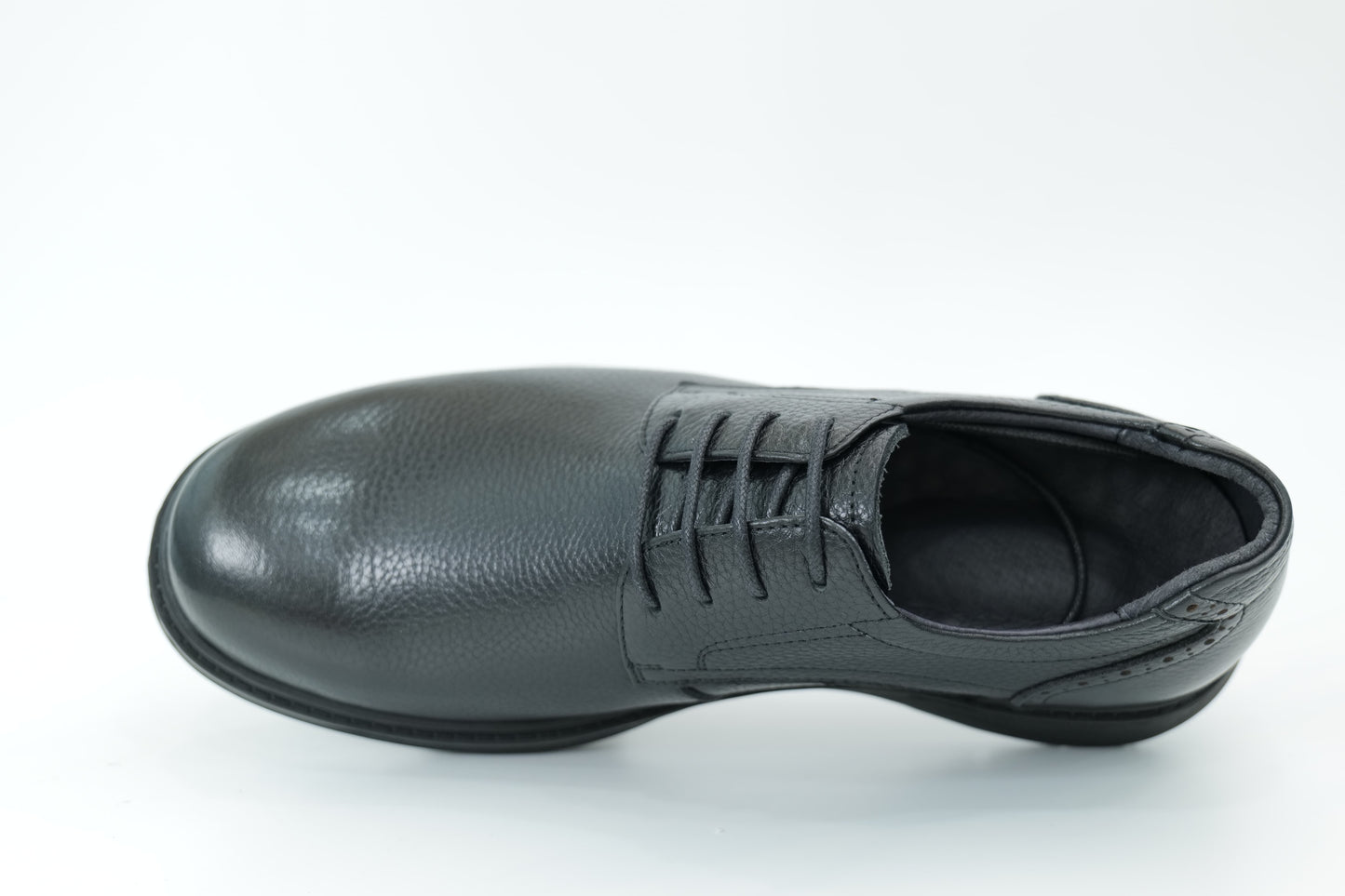Casual shoes
