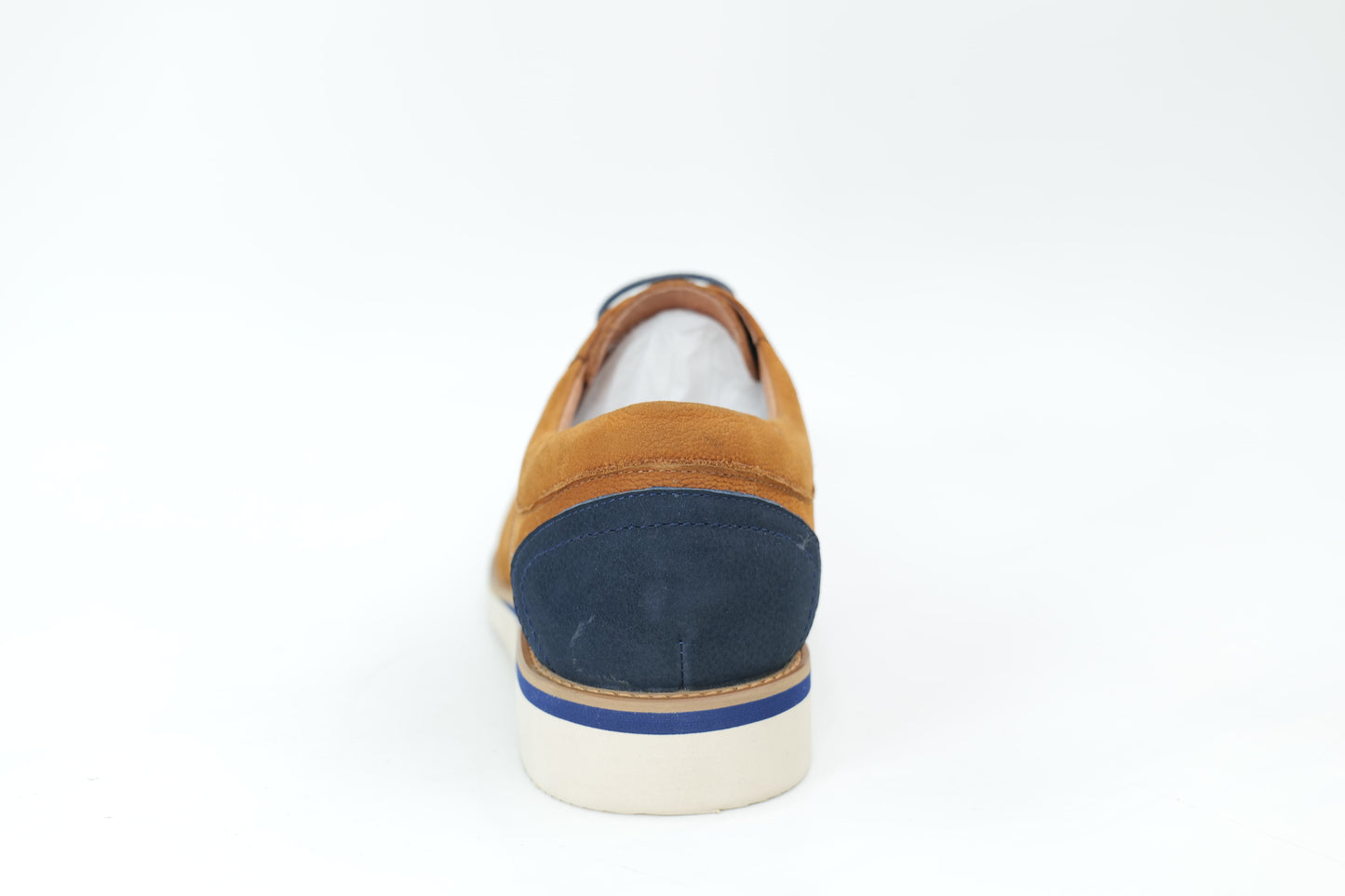 Casual shoes