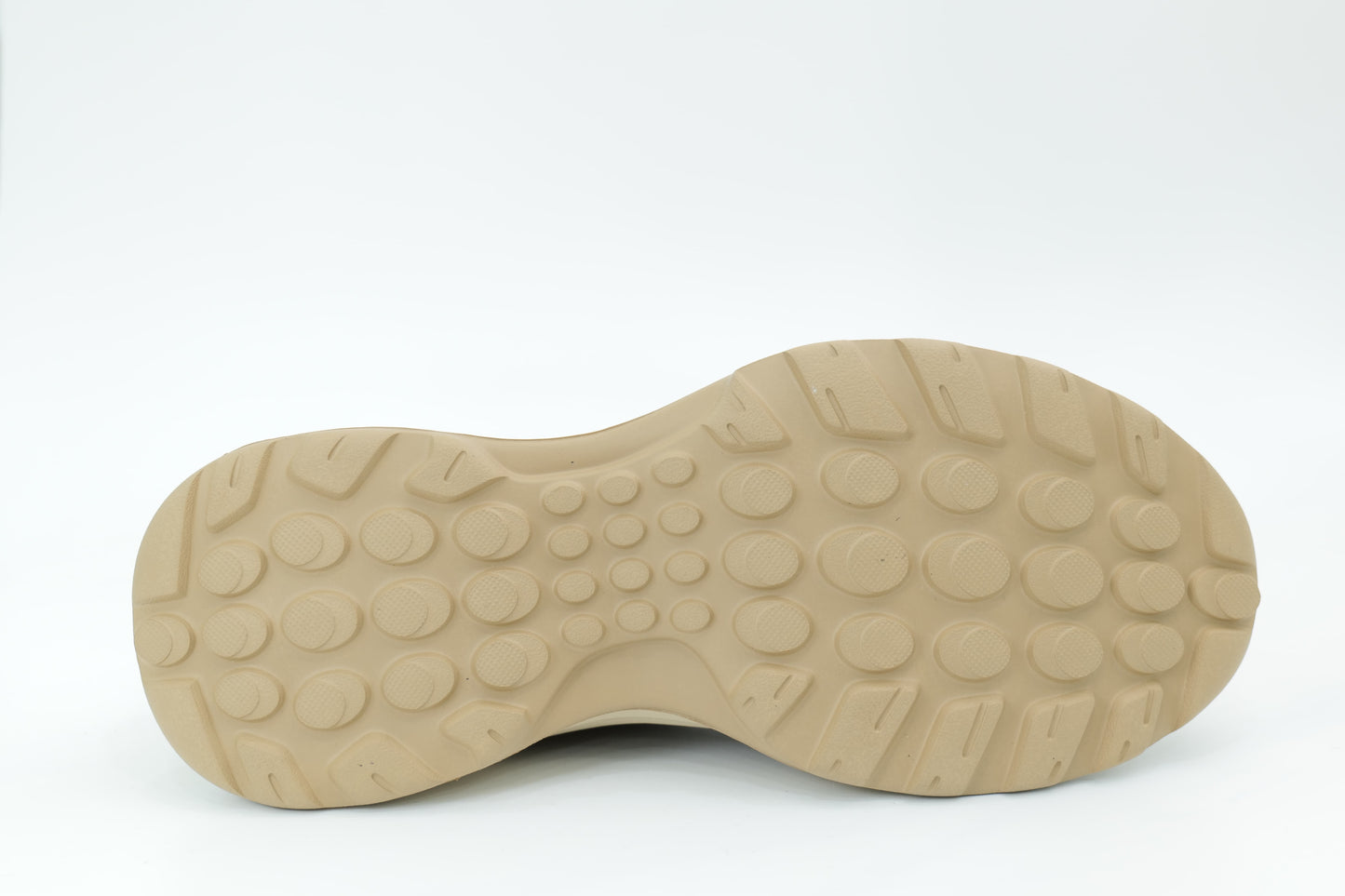 Sports shoes