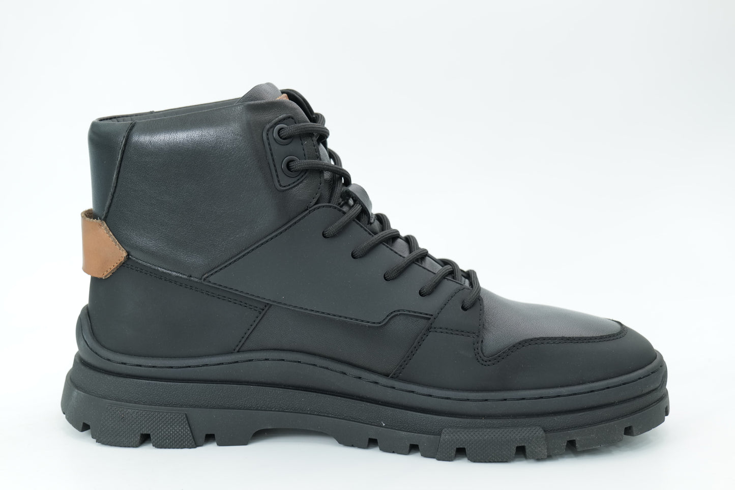 Mid-high boots