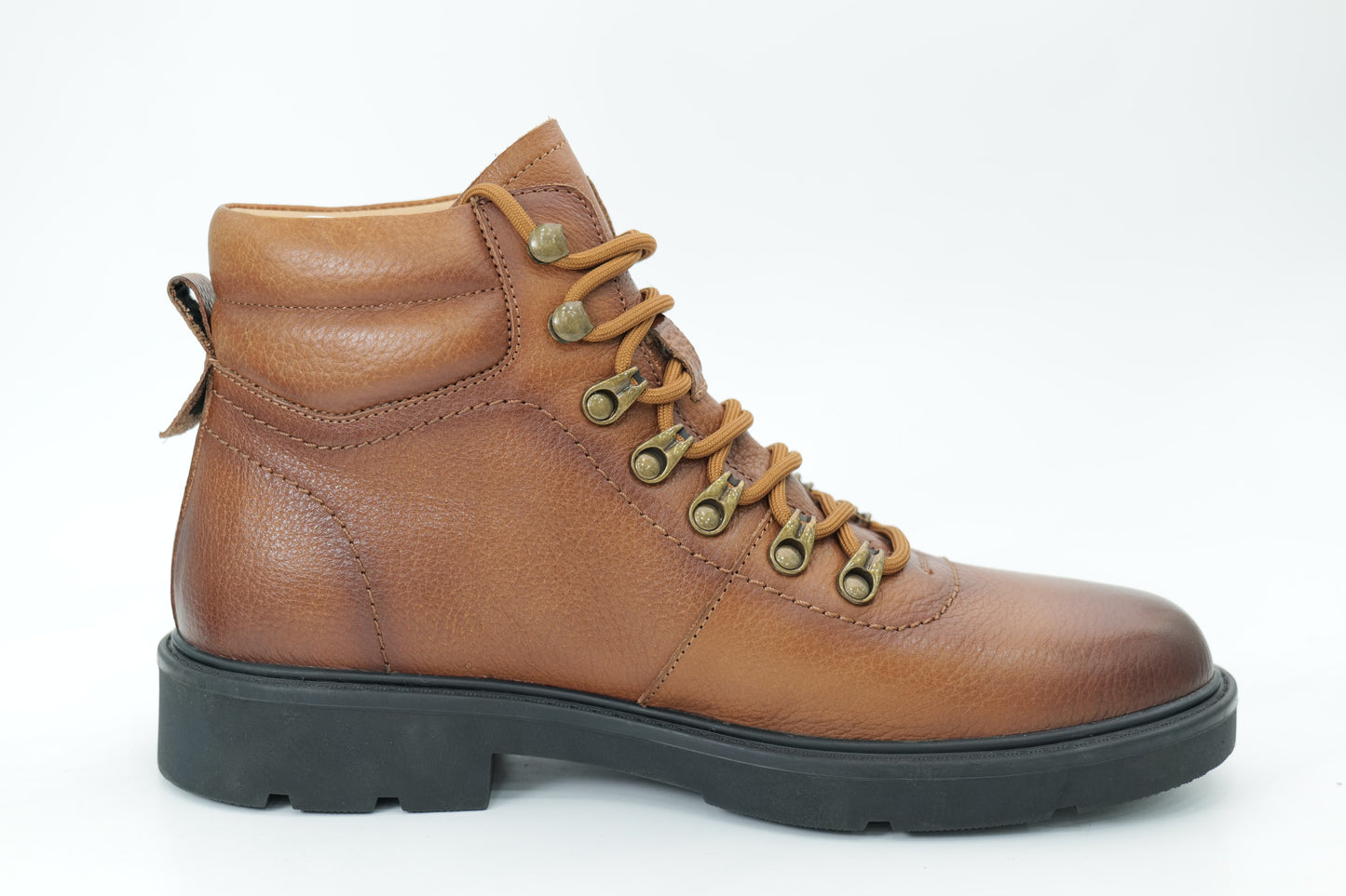 Mid-high boots