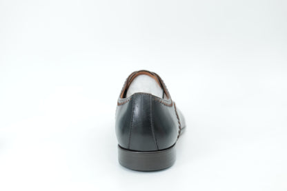 Derby shoes