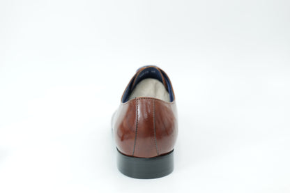 Derby shoes