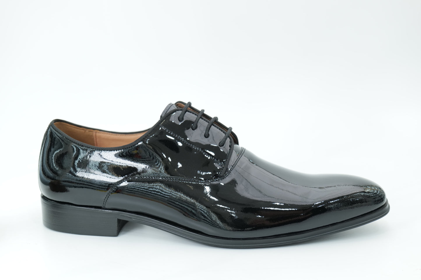Derby shoes