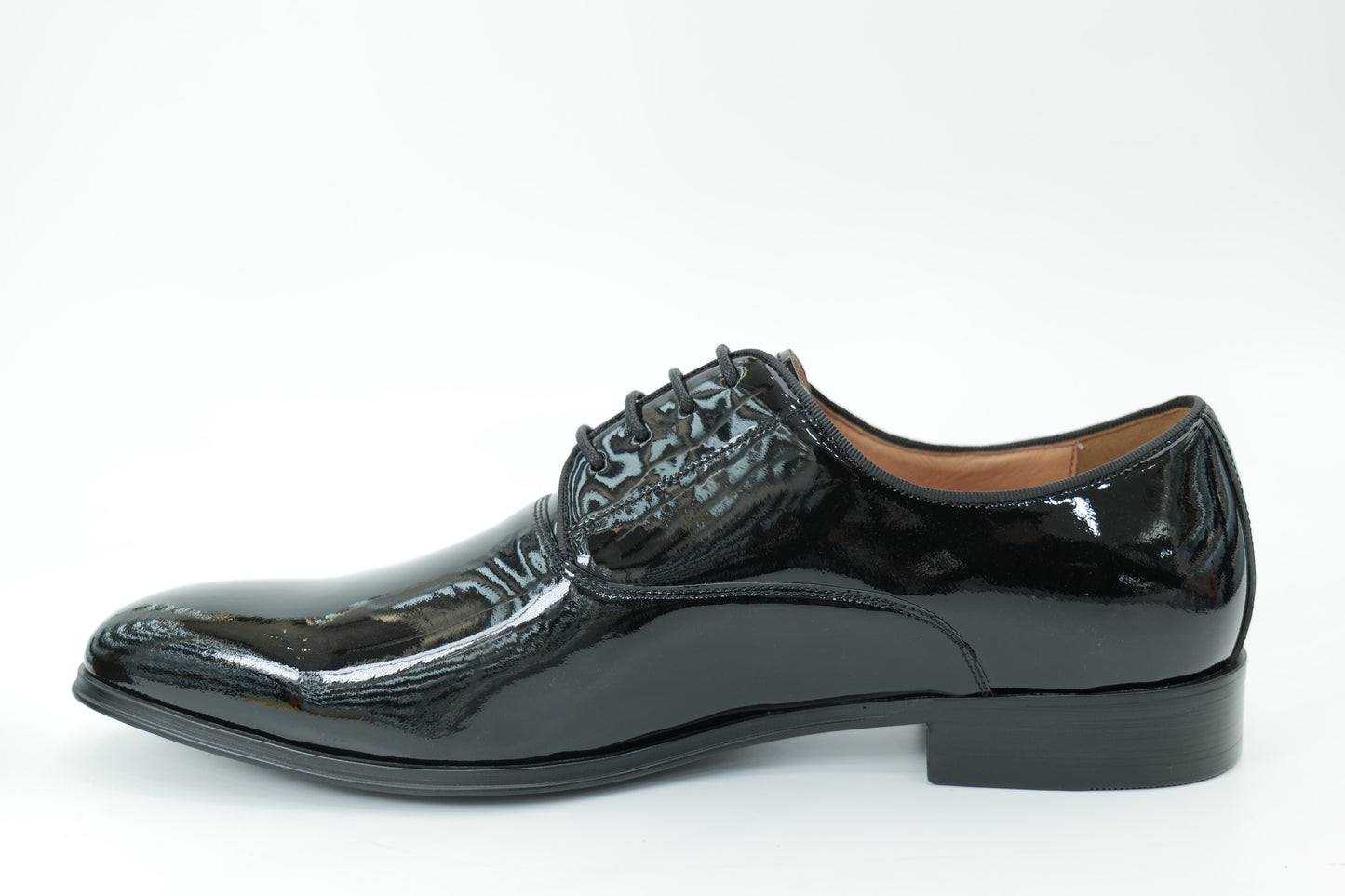 Derby shoes