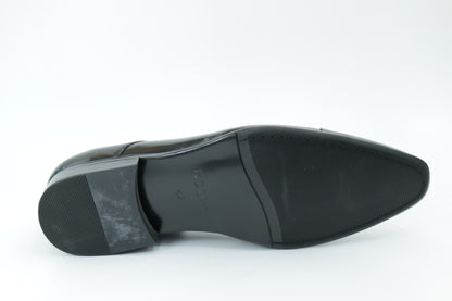 Derby shoes