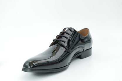 Derby shoes