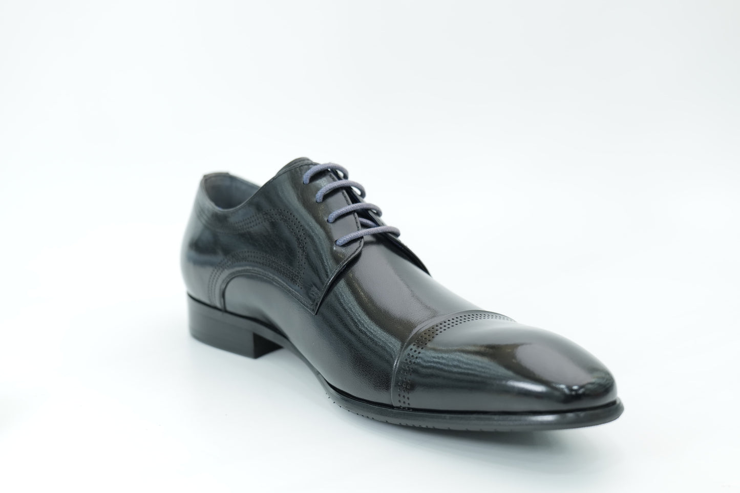 Derby shoes