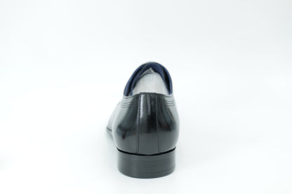 Derby shoes