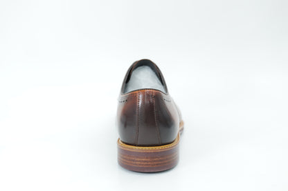 Derby shoes