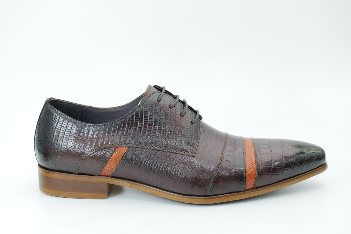 Derby shoes