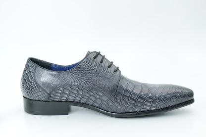 Derby shoes