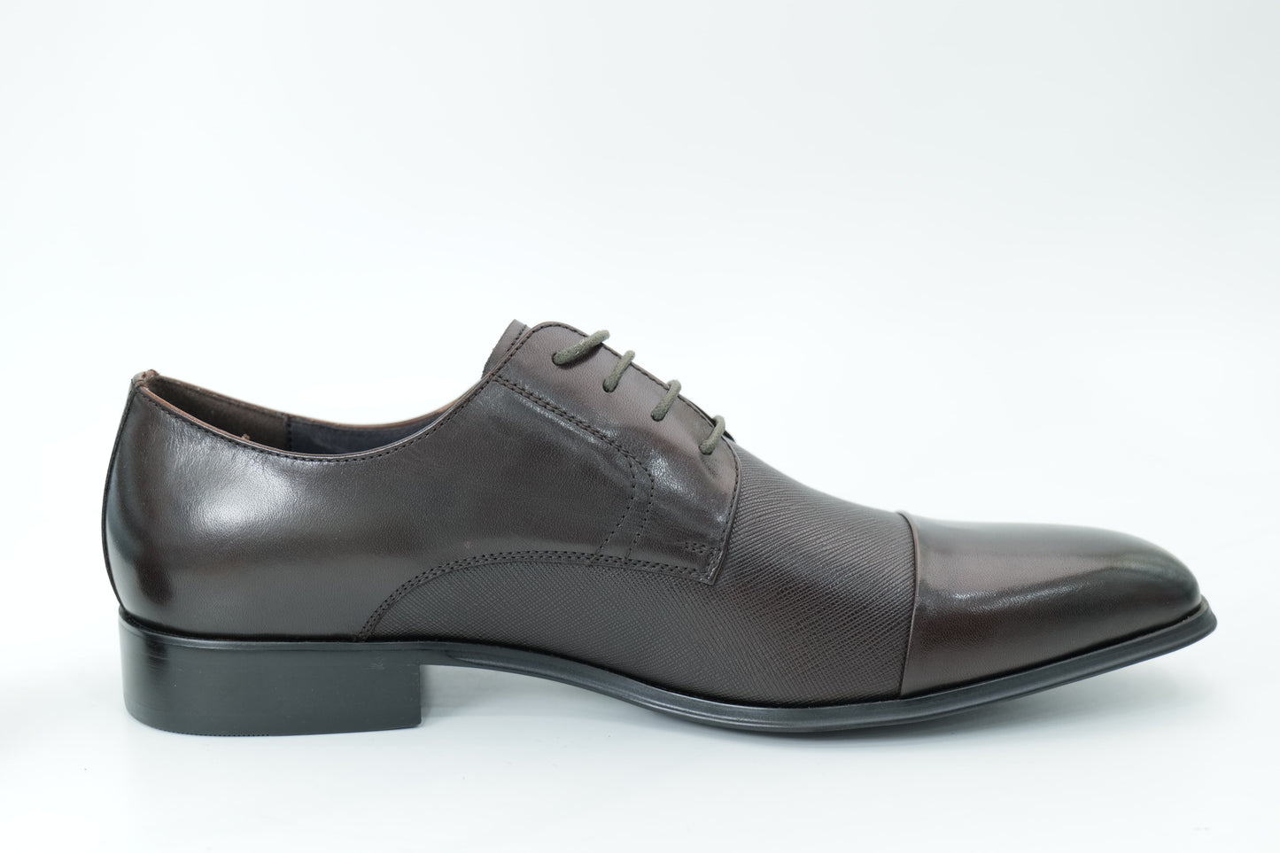 Derby shoes