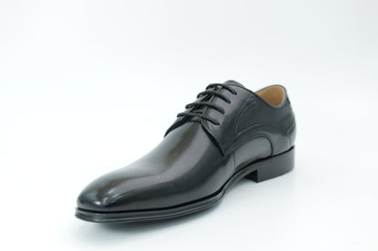 Derby shoes