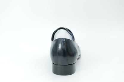 Derby shoes