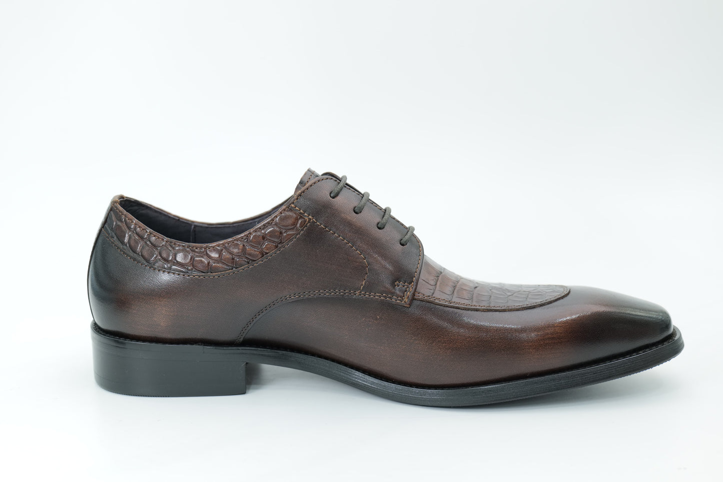 Derby shoes