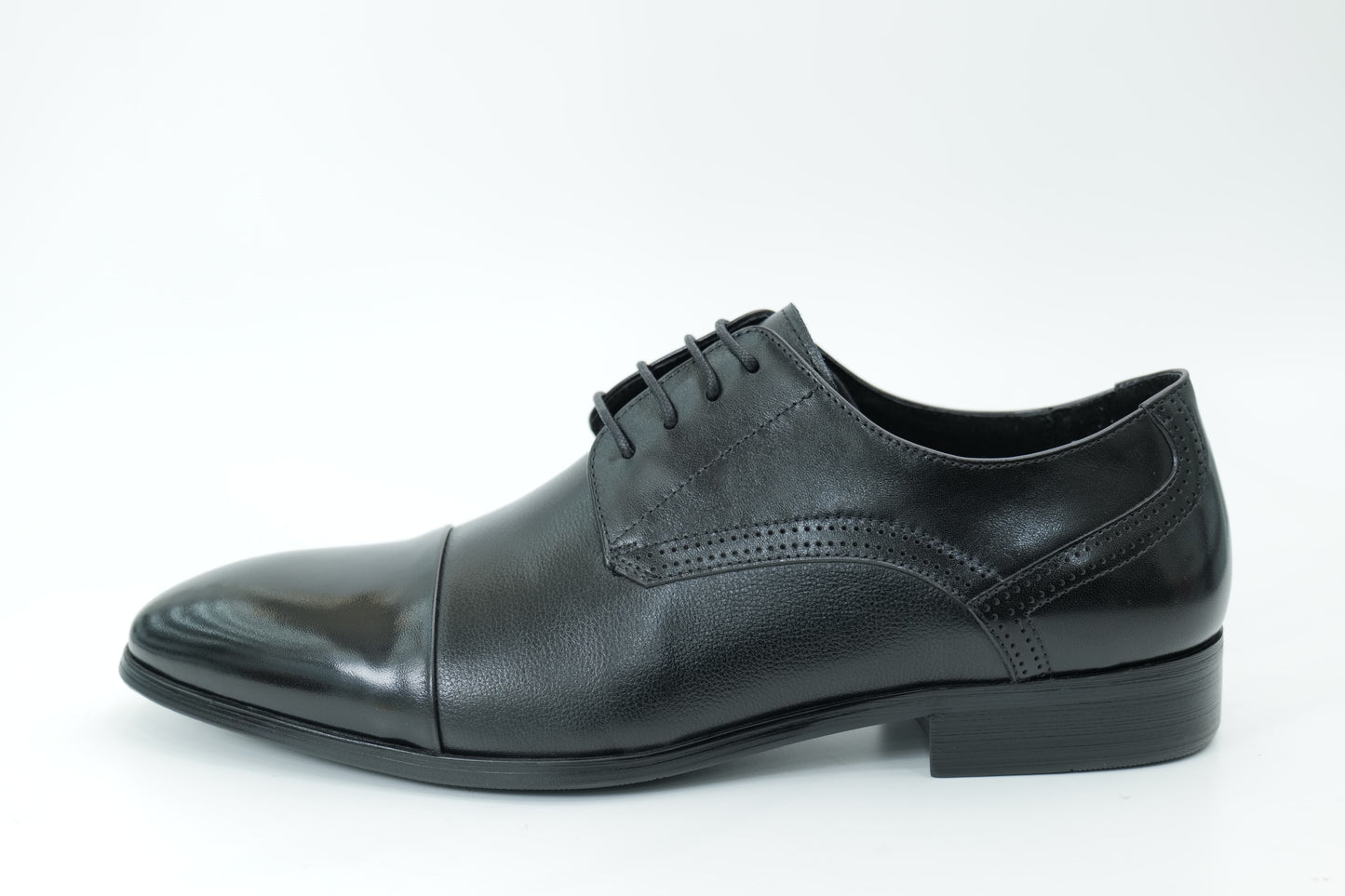 Derby shoes