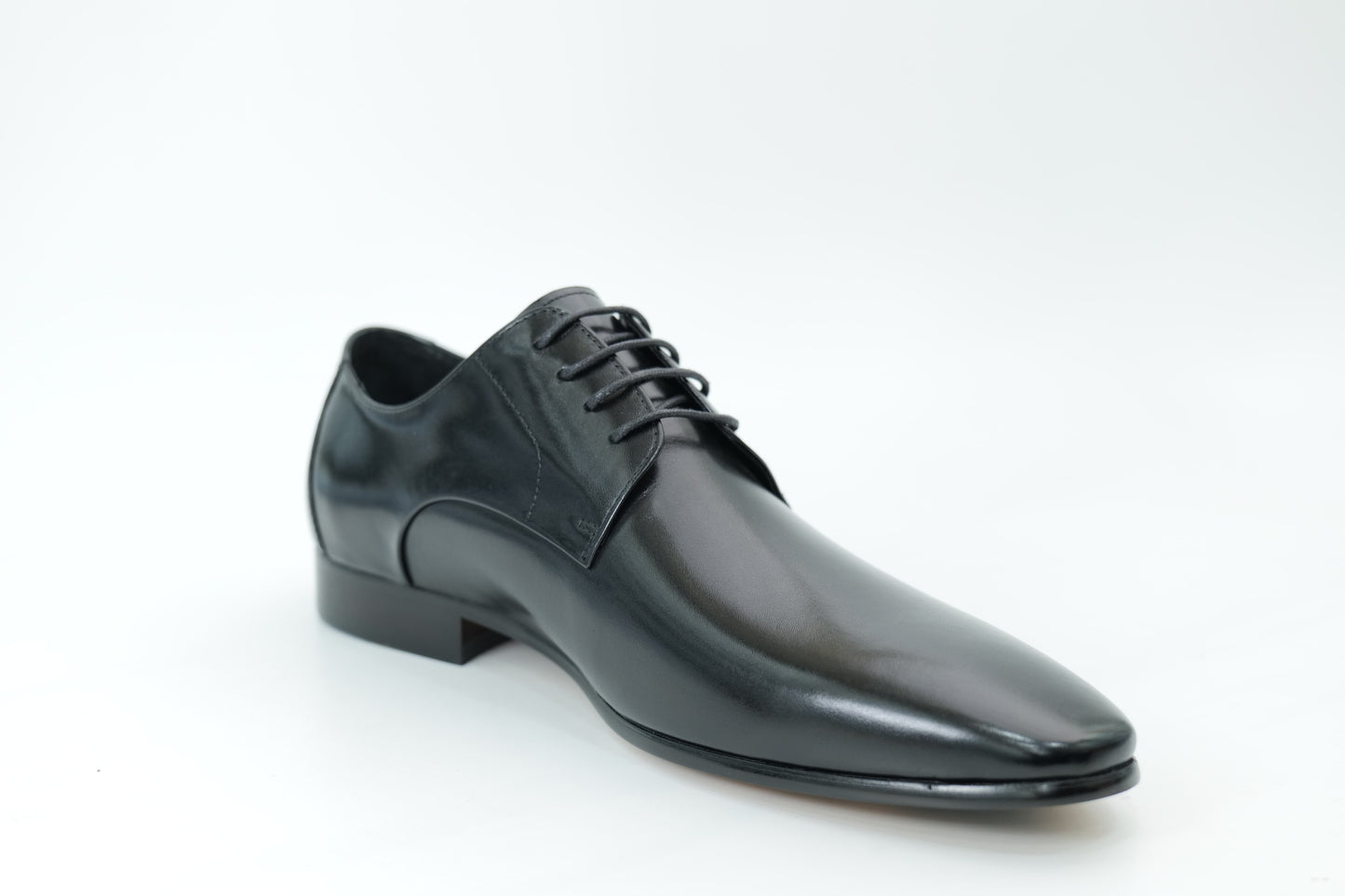 Derby shoes