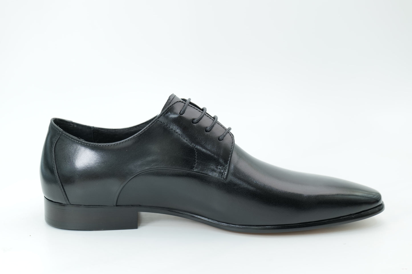Derby shoes