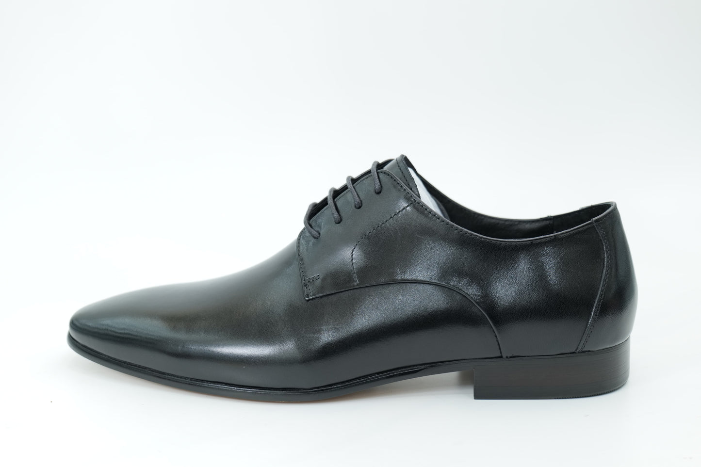 Derby shoes