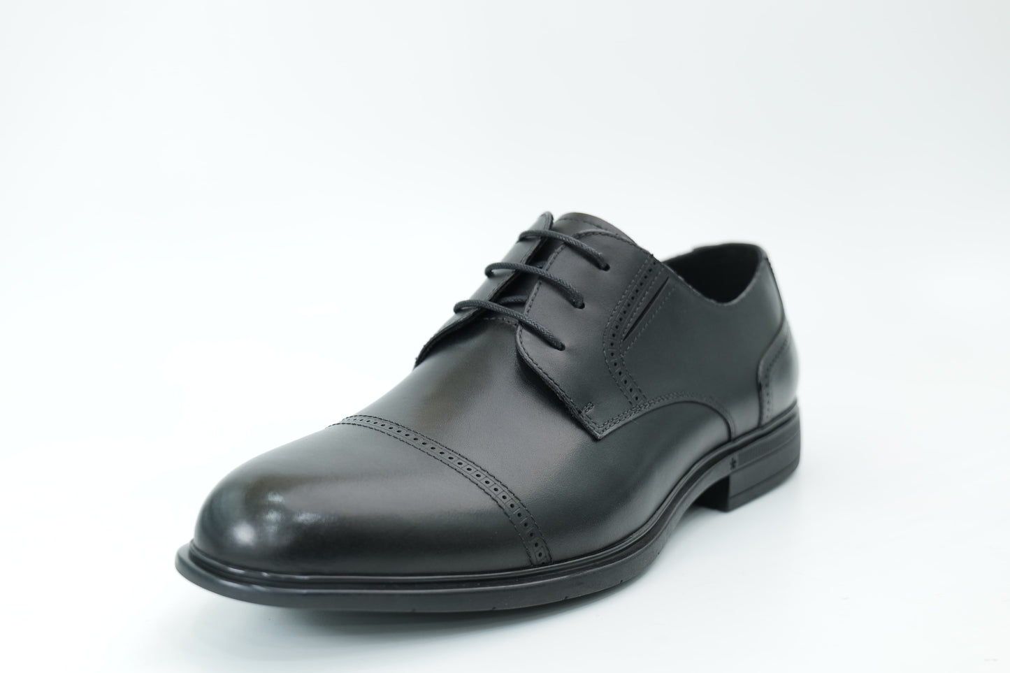 Derby shoes