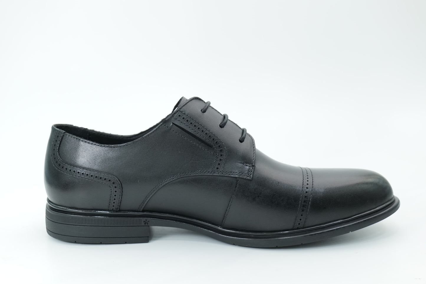 Derby shoes