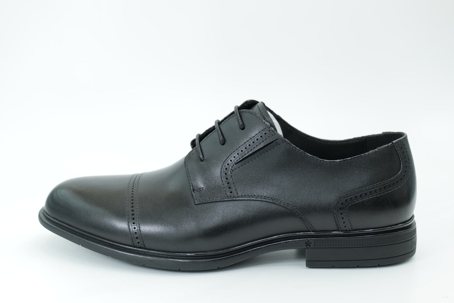 Derby shoes