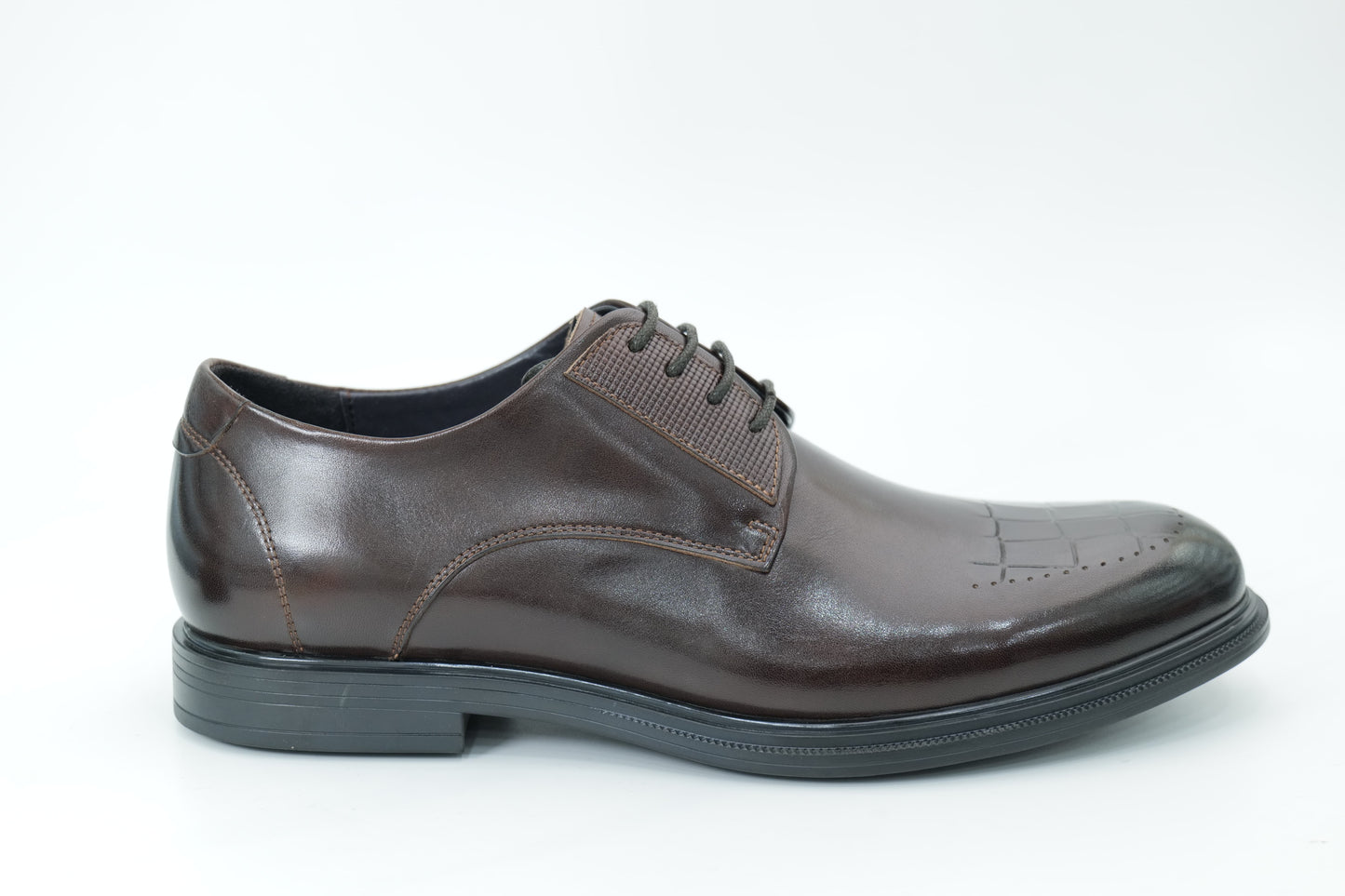 Derby shoes