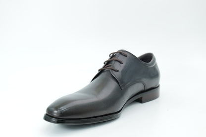 Derby shoes