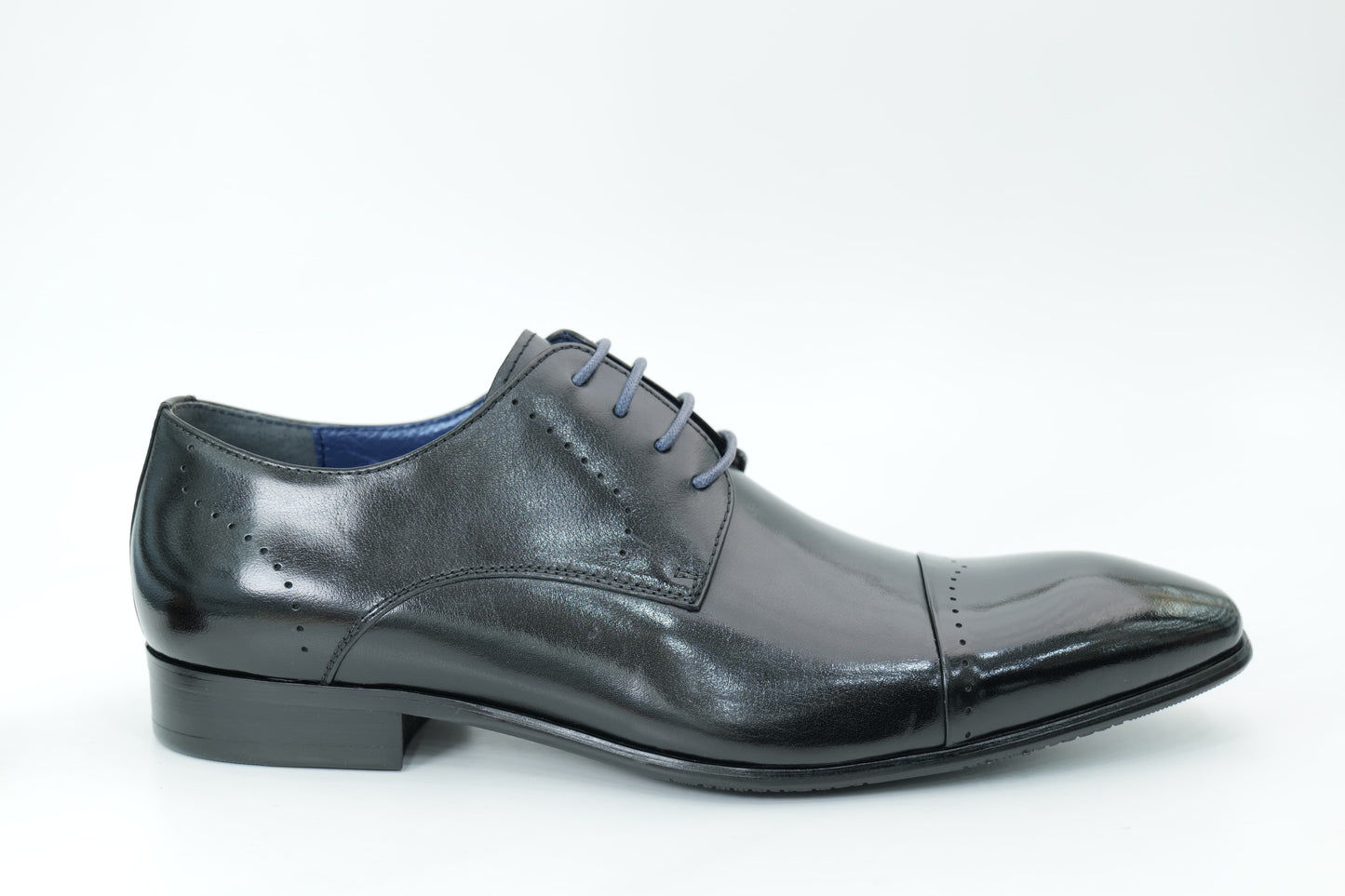 Derby shoes
