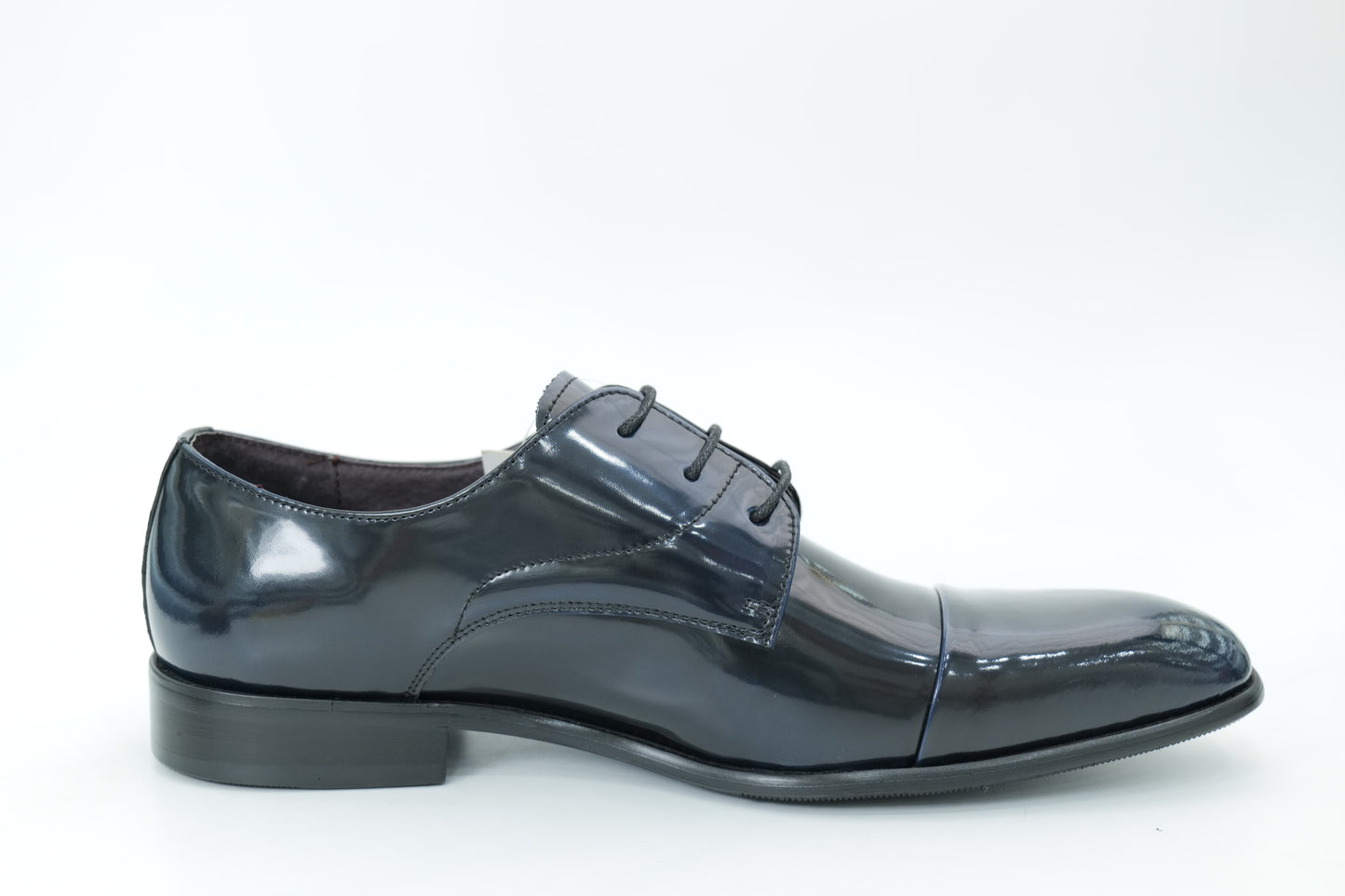 Derby shoes
