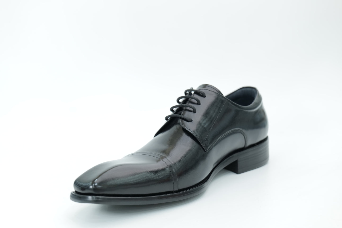 Derby shoes