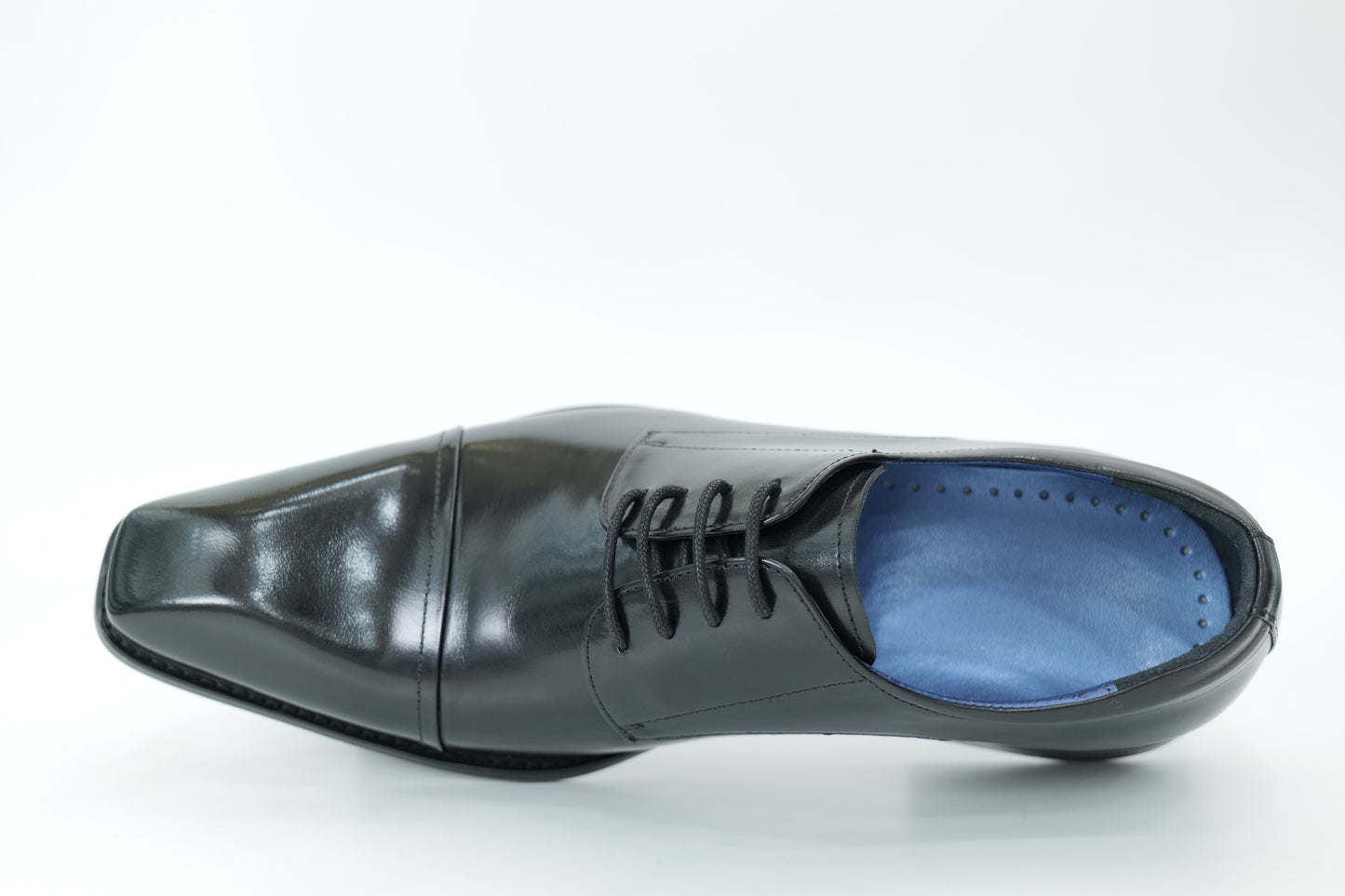 Derby shoes