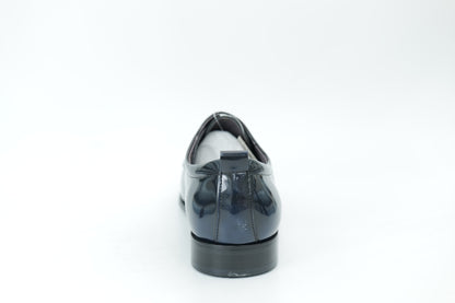Derby shoes