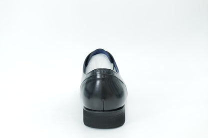 Derby shoes