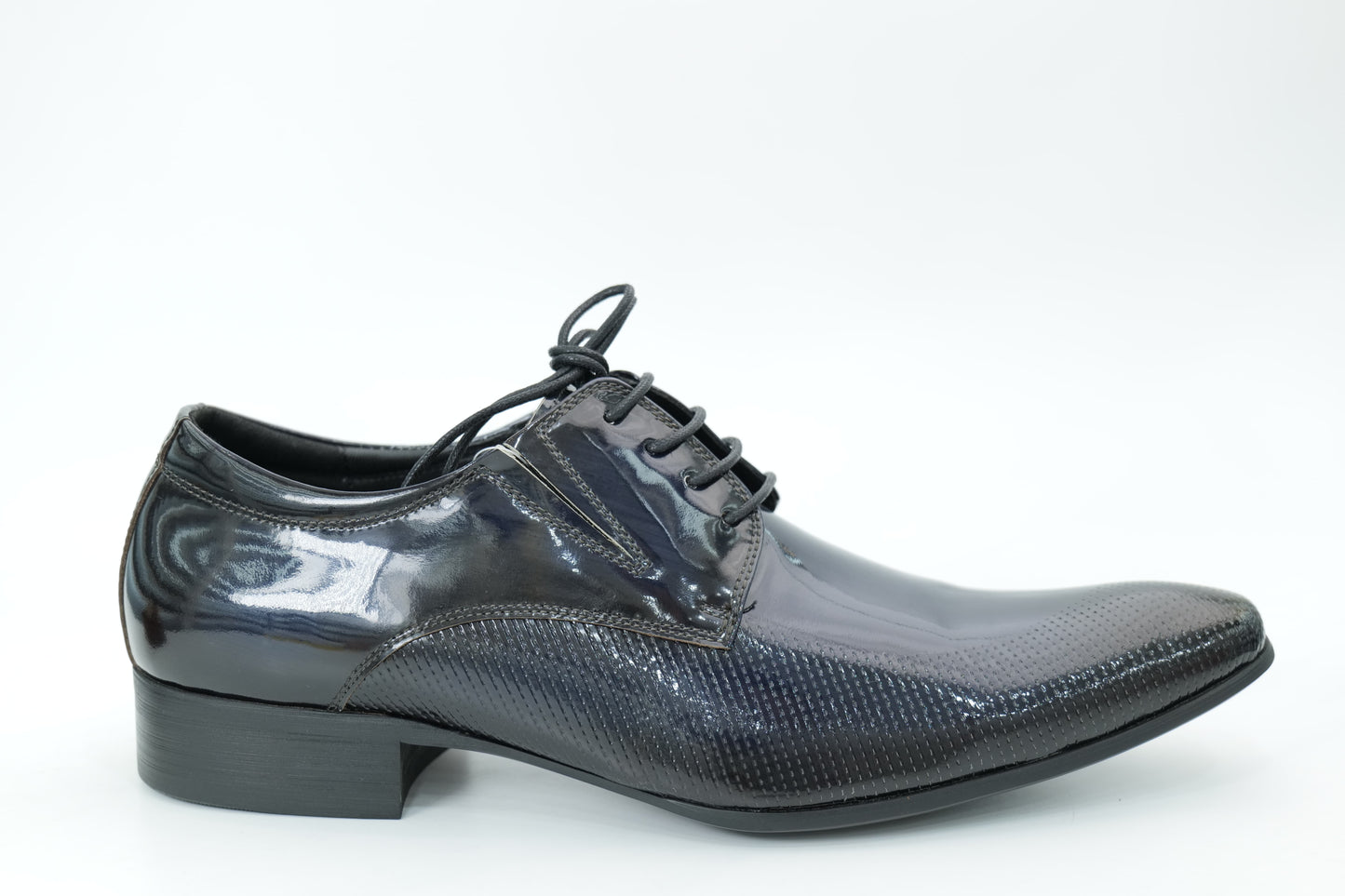 Derby shoes
