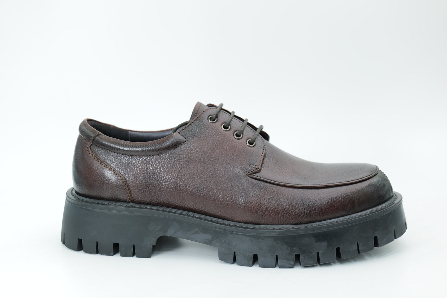 Platform shoes