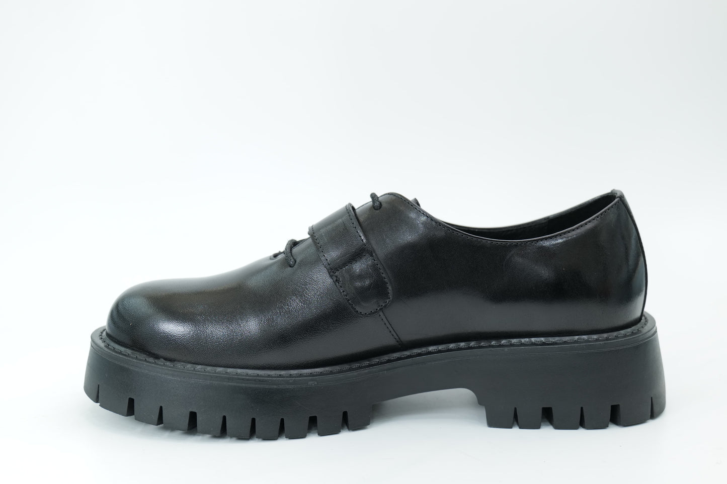Platform shoes