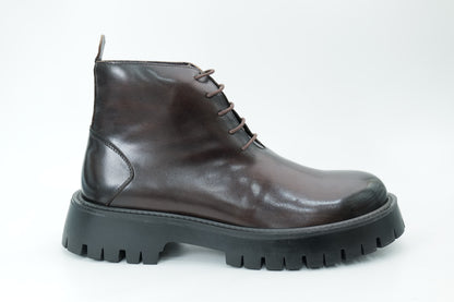 Platform shoes